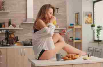 Entenda o que é 'bumbum cansado' e por que o estilo de vida influencia o formato dos glúteos